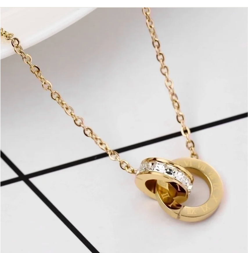 Interlocking Pendant Necklace