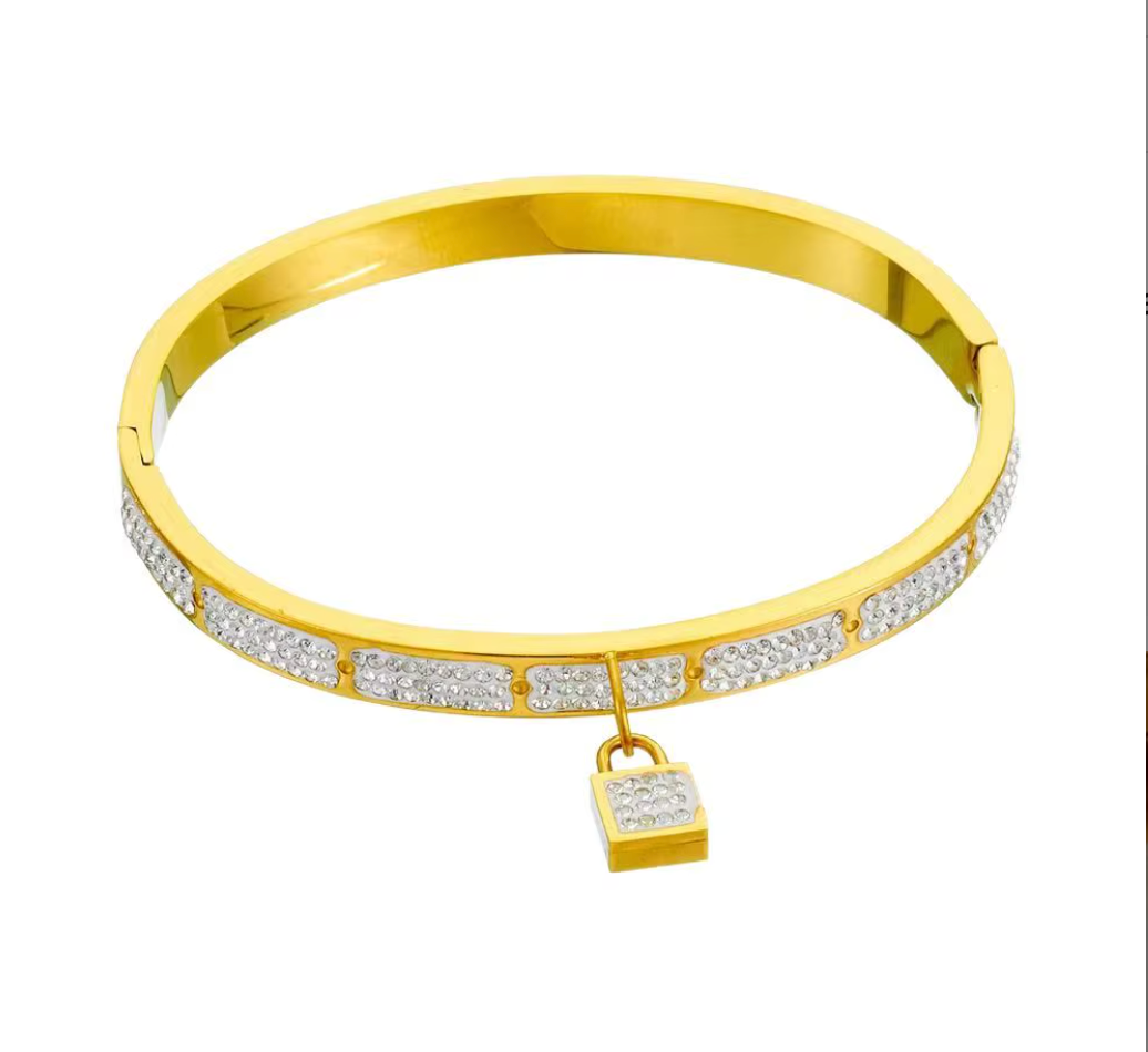 Sparkling Diamond Zircon Lock Pendant Bangle